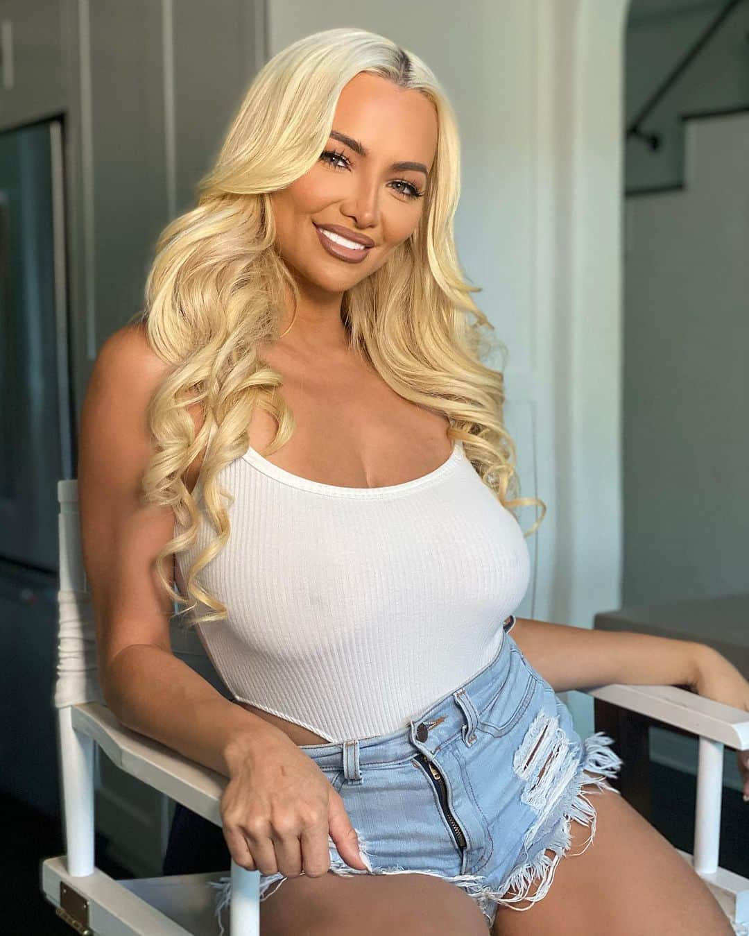 リンジー・ペラスさんのインスタグラム写真 - (リンジー・ペラスInstagram)「knowing nothing in life but to be legit 😛」7月24日 0時06分 - lindseypelas