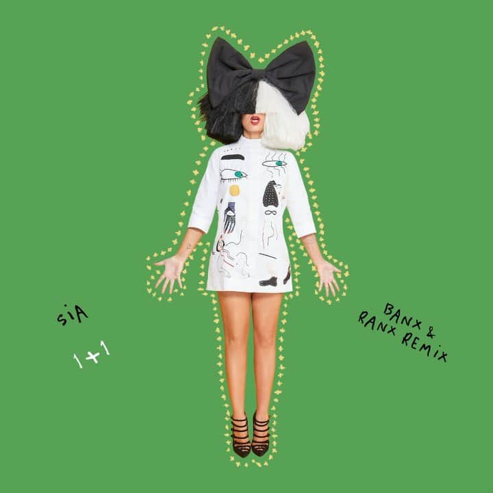 シーアのインスタグラム：「Dancing into the weekend with the "1+1" @banxnranx Remix 💃✨ (link in bio) - Team Sia」