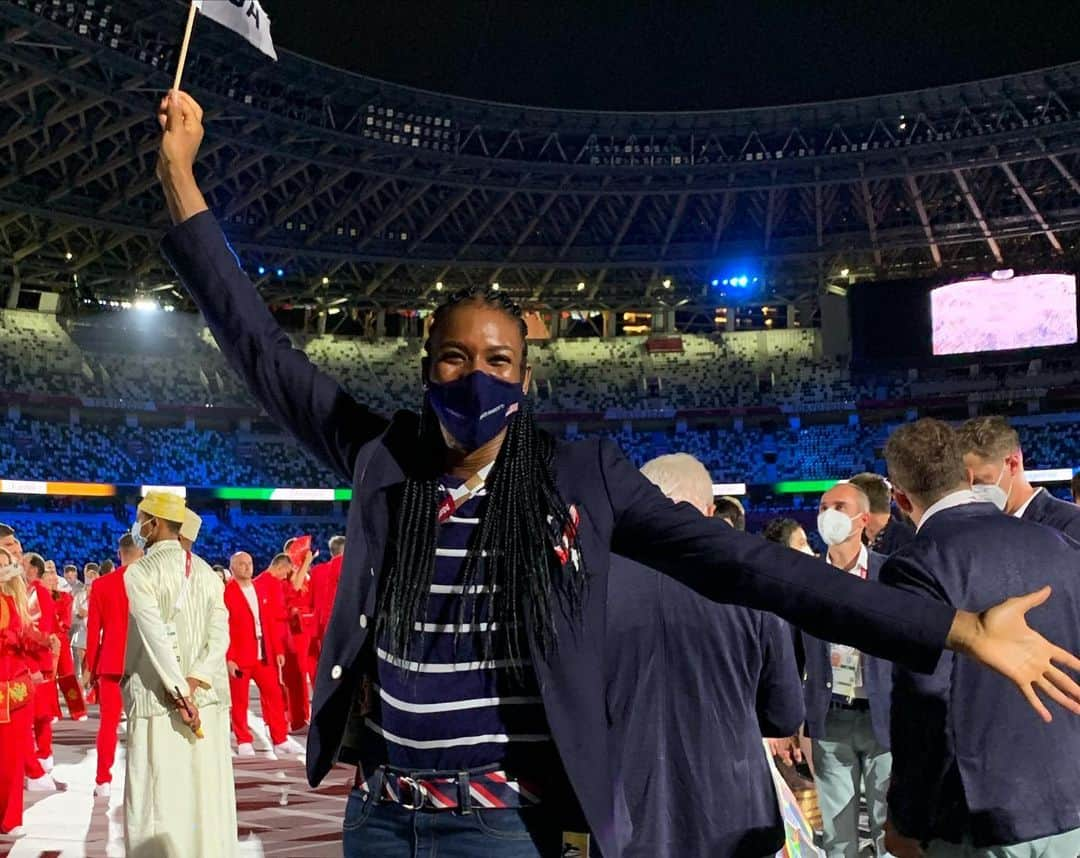 フォルケ・アキンラデウォさんのインスタグラム写真 - (フォルケ・アキンラデウォInstagram)「Opening Ceremony with the squad. It’s finally here. The work continues. Let The Games begin! @teamusa @olympics #teamusa 🇺🇸」7月24日 0時51分 - folukea