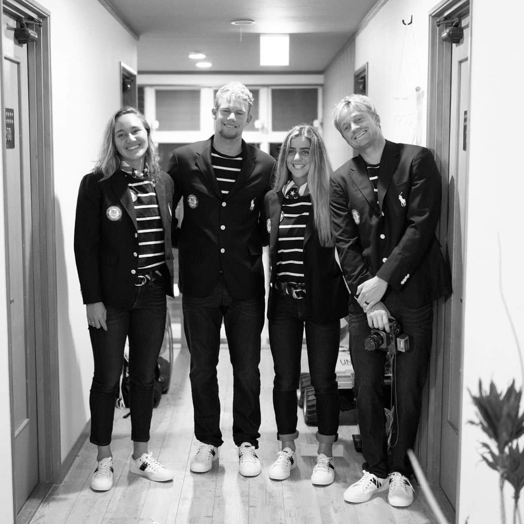 キャロライン・マークスのインスタグラム：「❤️💙 🇺🇸 humbled and honored. Let’s go @teamusa !」