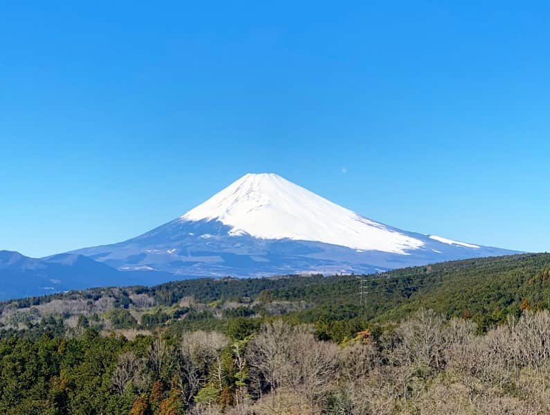 のインスタグラム：「🗻  最後まで戦い抜けるように！ 無事に終えられるように！  がんばれ〜っ🇯🇵  #teamjapan #がんばれ日本 #富士山」
