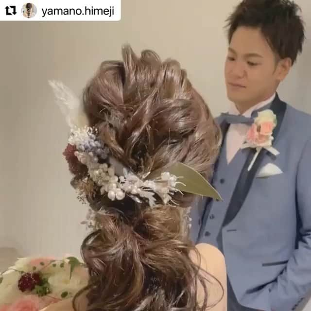 ホテルモントレ姫路ウェディングのインスタグラム：「#Repost @yamano.himeji with @make_repost ・・・ お色直しヘア𓅷♡ #カラードレス で #ローポニー  . . .  #山野愛子#美容室#美容院#モントレ#モントレ姫路#姫路#ブライダル#姫路ブライダル#姫路花嫁#モントレ花嫁#前撮り#ヘアメイク#ヘアセット#着付け#成人式#卒業式#七五三#前撮り#ウエディング#和装#打掛#プレ花嫁さんと繋がりたい#プレ花嫁#卒花嫁#結婚式#結婚式コロナ対策#2021夏婚#japan」