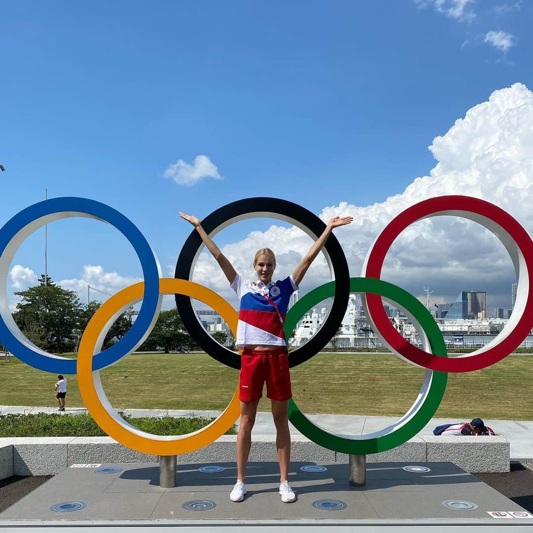 ダリヤ・クリシナさんのインスタグラム写真 - (ダリヤ・クリシナInstagram)「Arrived in Tokyo! 🇯🇵 #tokyo2020 #rocteam  #командаокр」7月24日 14時15分 - dariaklishina