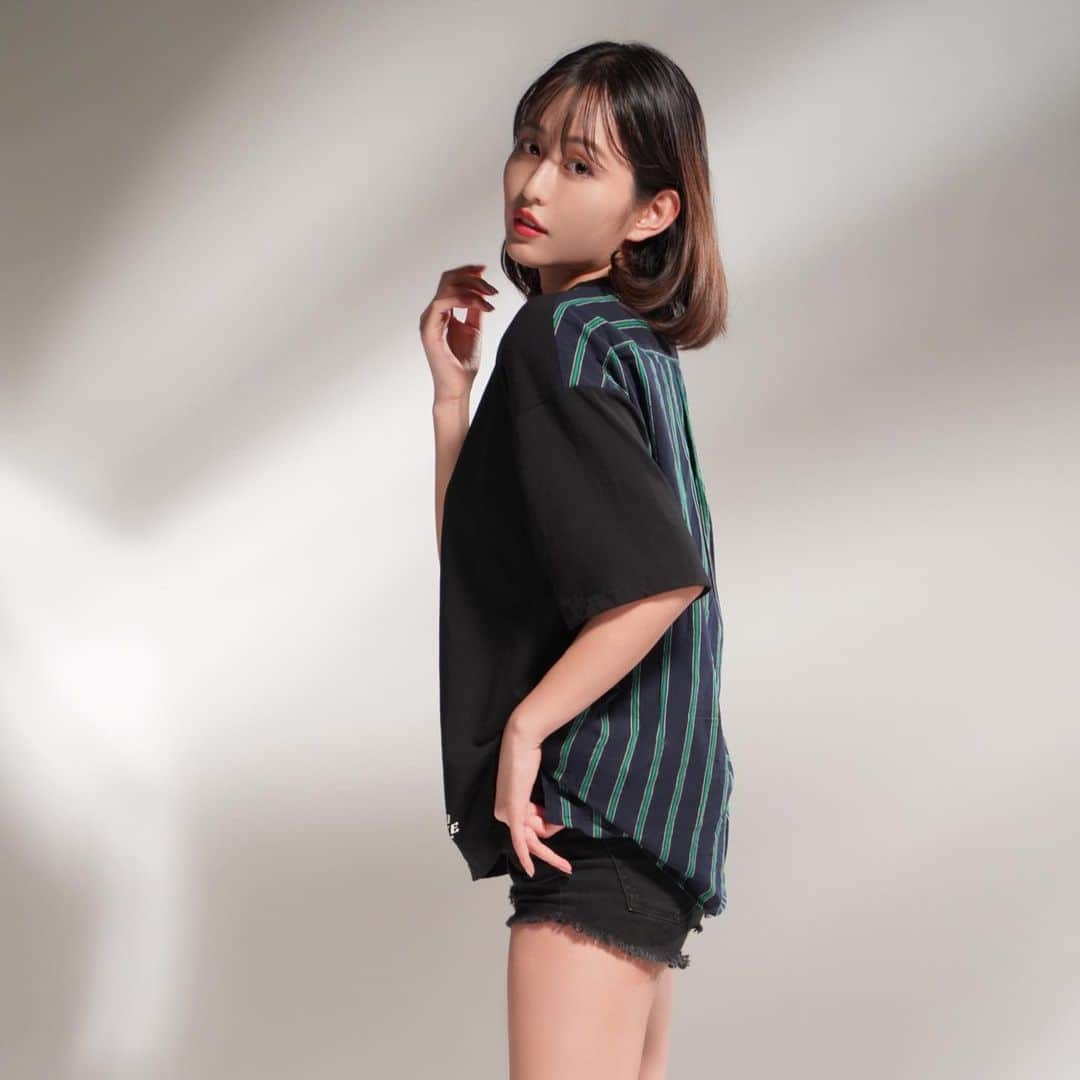 のインスタグラム：「私がデザインしたTシャツ @0001_zerothreeone_official が、いよいよ来週7月27日からZOZOTOWNで先行予約スタートします🔥  @lhp_official からの先行予約なので ZOZOTOWNで 『LHP』って検索してね‼️  色は白と黒の2色展開です🤍 皆さん是非ゲットしてくださいね\( ¨̮ )/  #0001#LHP#lhpwomen#Tシャツ#カジュアル#カジュアルコーデ」