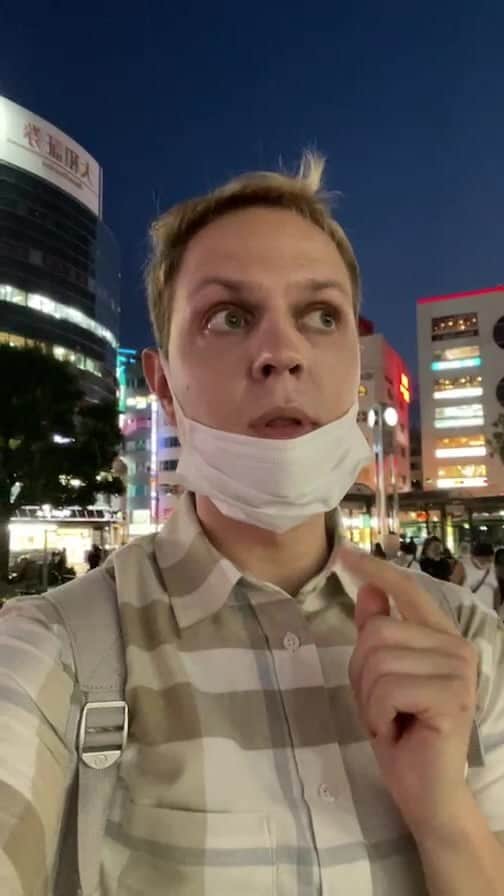 Шамов Дмитрийのインスタグラム：「Погуляли, пообщались. Как вам такое? 😌」