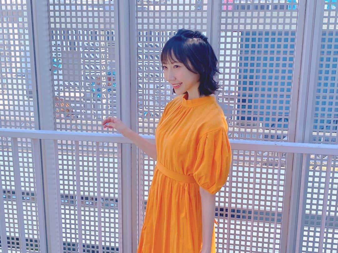 薮下楓のインスタグラム：「卒業記念写真集 「さよならの余韻」の発売記念イベントをSHIBUYA TSUTAYA さんでやらせていただきました！🧑‍🎓 予約していただいた方 ありがとうございました☺️ たのしい時間だった〜！ あっという間に感じました。 発売日は30日なので是非見ていただきたいです🥰！ よろしくお願いします。  #さよならの余韻 #薮下楓 #stu48」