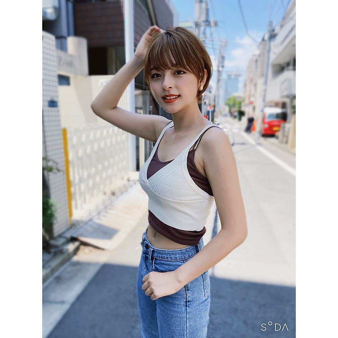 かおりのインスタグラム：「・ ・  最近すごく暑い😵💦 みなさん体調気をつけてください！  SODAで後ろだけぼやける加工がしたんだけど 一眼レフで撮ったみたいで綺麗✌️  #盛り方は自分次第　#soda  #sodapr」