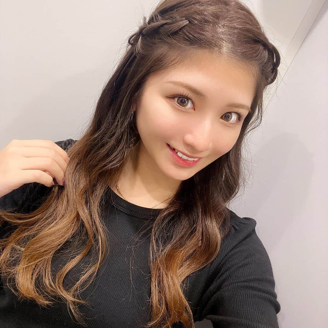 清水英実のインスタグラム：「今回も @yudaaaai0121 さんにメンテナンスしてもらった!!  #ふわとろベージュ だってかわいい♡ ありがとうございます🙇🏽‍♀️」