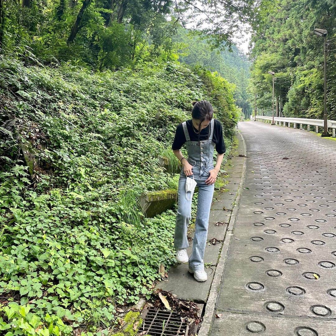 原藍梨のインスタグラム：「キョロキョロしすぎ笑笑」