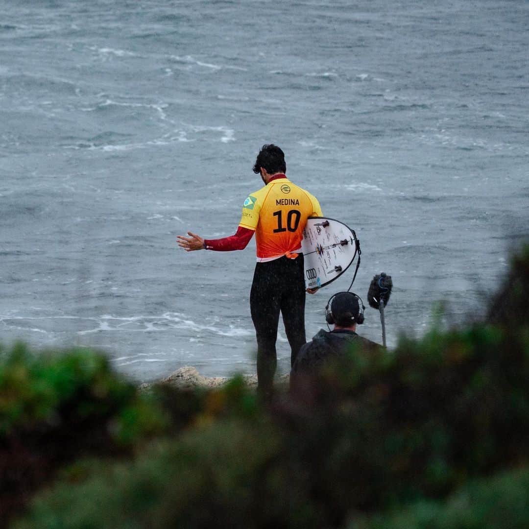 ガブリエル・メディーナのインスタグラム：「Chegou o dia! Obrigado senhor…vamos ser feliz🙏🥷🏻🇧🇷 ll   Its time… lets go!!!!」
