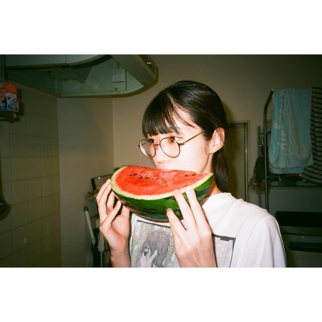 兎丸愛美のインスタグラム：「夏はじめました🍉」