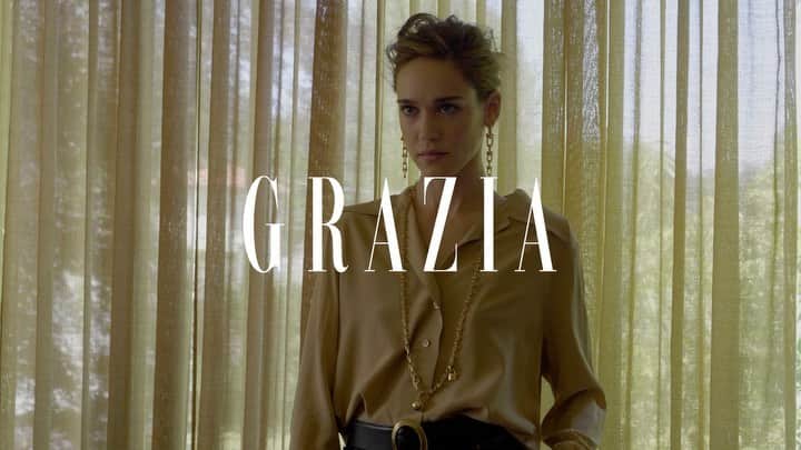マチルダ・ルッツのインスタグラム：「Taking you behind the scenes ... GRAZIA shot by Nicola Garzetti @altofuoco #grazia #coverstory #inedicola」