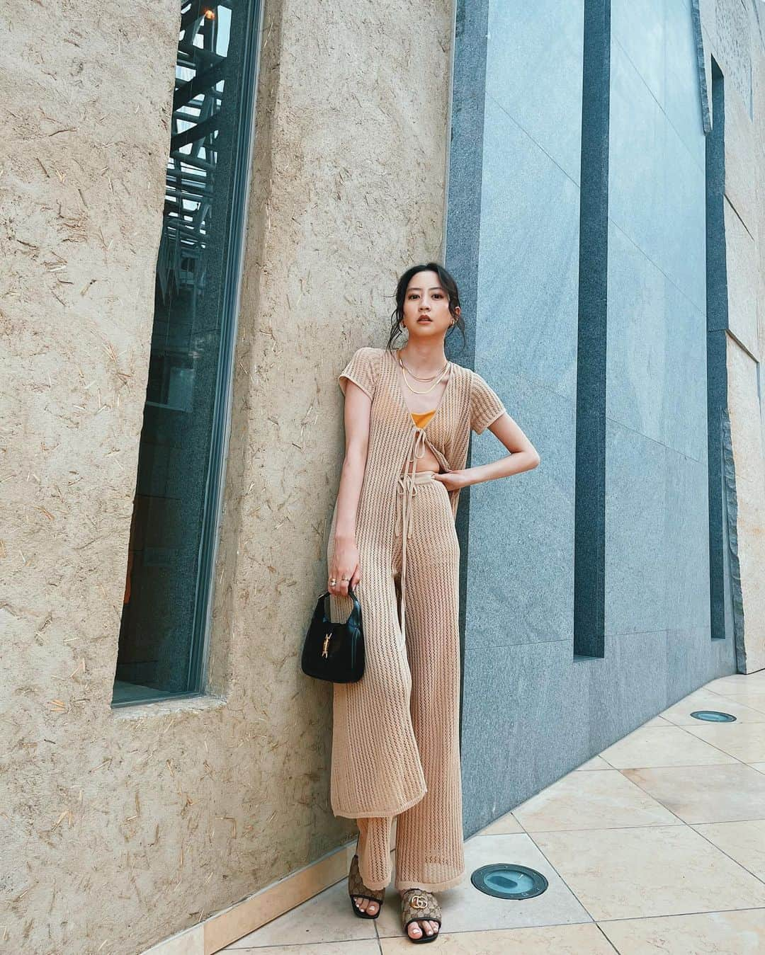 河北麻友子さんのインスタグラム写真 - (河北麻友子Instagram)「FASHION JEWELRY: FIVE TWENTY ONE  OUTFIT: Zara  SANDALS&BAG: Gucci  #FASHION #OOTD #麻友コーデ」7月24日 21時57分 - mayukokawakitaofficial