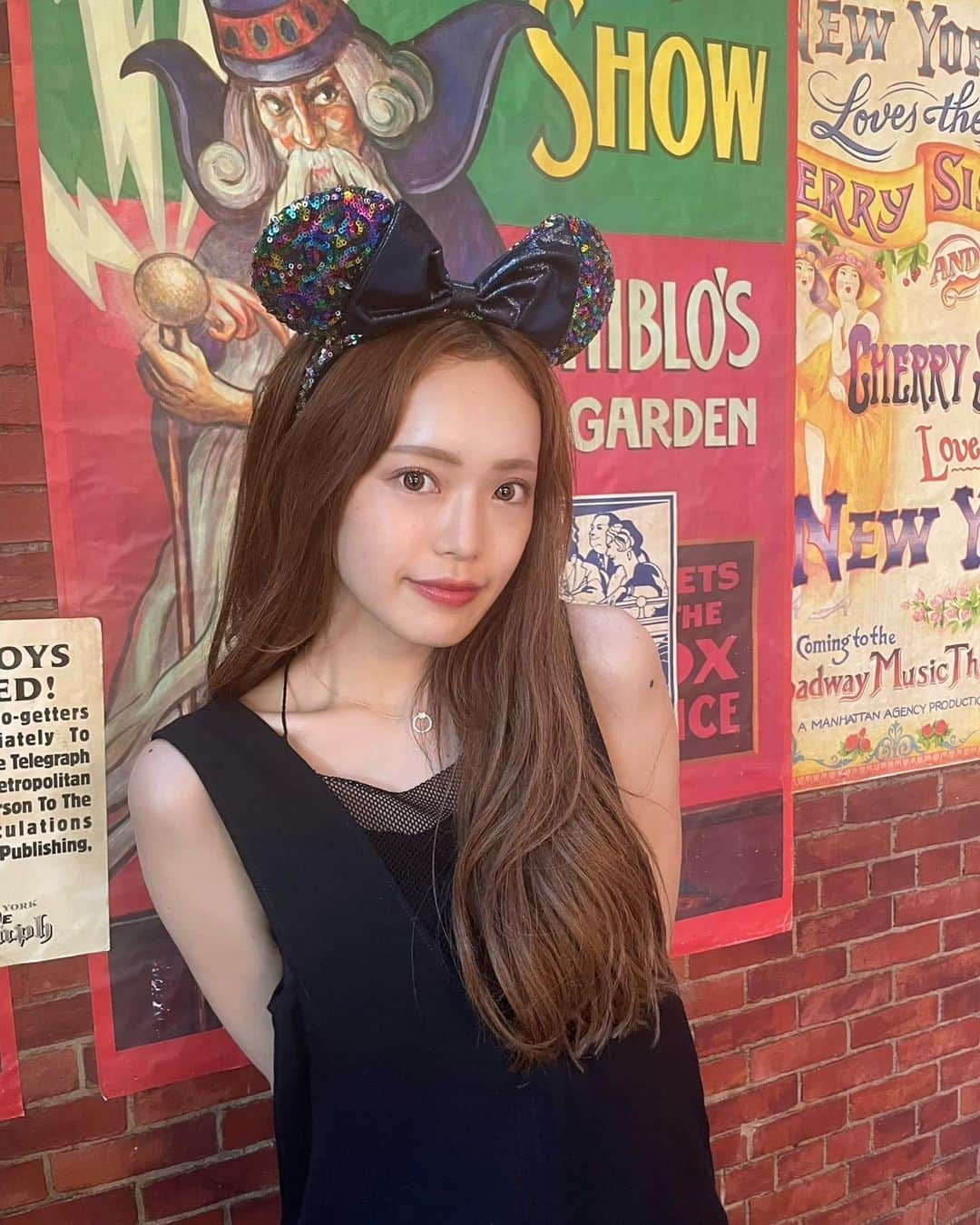 SERINAのインスタグラム：「今月も　@ankhcross_harajuku  に行ってきたよ😽🤟 ⁡ ロングにしてみたんだけどどお？？👶💙 ⁡ 皆んな今日も一日お疲れさま〜☺️💗 明日からも一緒に頑張ろうね🌈 ⁡ #cyberjapan#cyberjapandancers#cjd_serina」