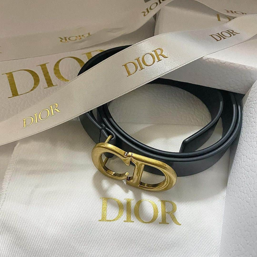 くまみゆさんのインスタグラム写真 - (くまみゆInstagram)「. . 可愛すぎる〜 #dior」7月25日 0時29分 - kumamiyu.24