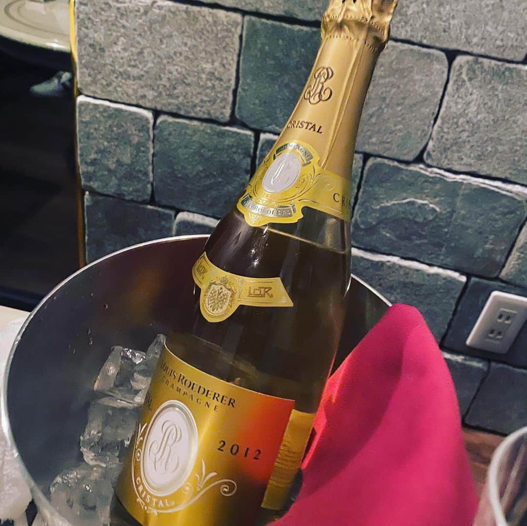 りこぴのインスタグラム：「ありがたき😭❤🥂」