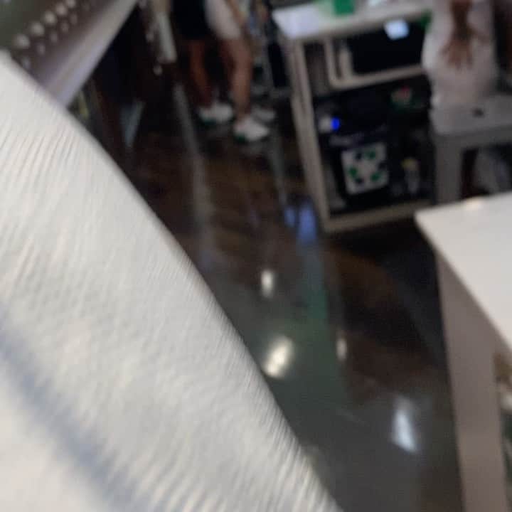 トニー・イエイヨーのインスタグラム：「@jardin_lasvegas fuck you @djwhookid we in the back of dispensary.🔥🔥🔥」