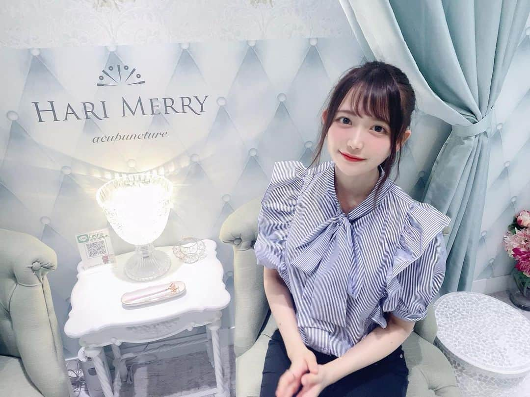 反田葉月さんのインスタグラム写真 - (反田葉月Instagram)「月イチの癒し～～ #harimerry の高橋先生の所へ💎  足の筋肉も張っててすごく重かったけど高橋先生の魔法の手によってめちゃくちゃ軽くなった(T_T)♡ 身体の調子が悪かったり相談するとそれに合わせて施術して下さるのもとても安心して通えるポイントです.ᐟ.ᐟ  美容鍼もやってもらったんだけど 口筋が張ってめちゃくちゃしんどかったけど美容鍼でしっかり張りが収まって即効性すごくて撮影前だったり大事な用事の時とか前にとても助かってます＾＾.ᐟ.ᐟ  はぁぁ癒されたぁ  #harimerry #ハリメリー #ボディメイク  #美容鍼」7月25日 20時38分 - tandahazuki_