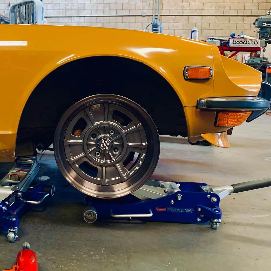 のインスタグラム：「The 78 nanakorobi yaoki- (“fall down 7 times get up 8”) wheel. 16x8 for DocZ.」