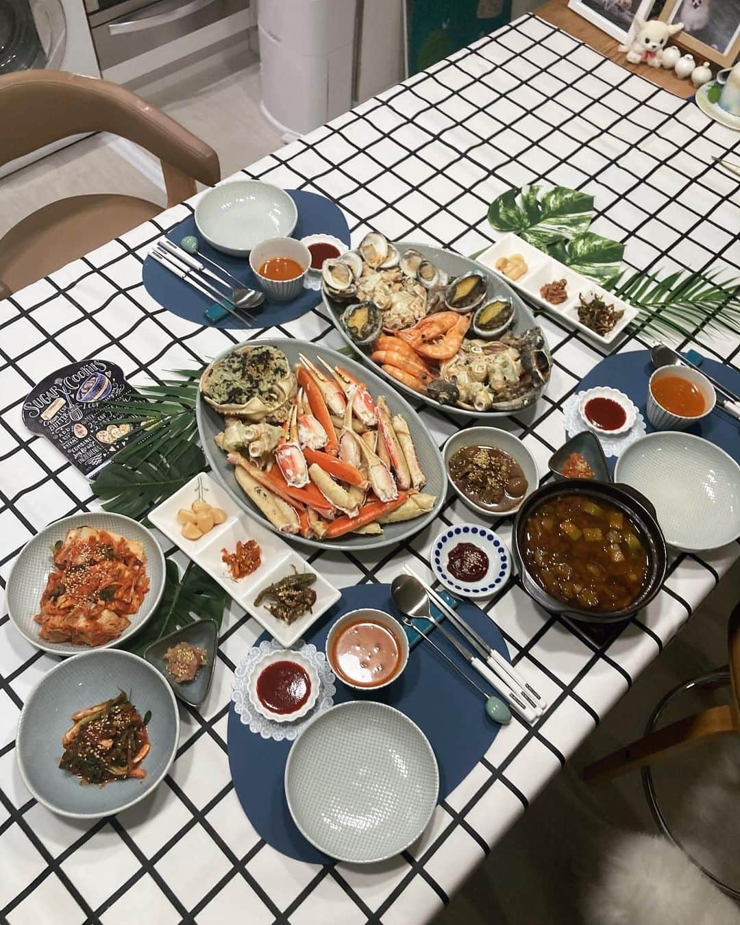 パク・ギュリさんのインスタグラム写真 - (パク・ギュリInstagram)「간만에 본가! 대게대게 맛있당🦀」7月25日 17時16分 - gyuri_88