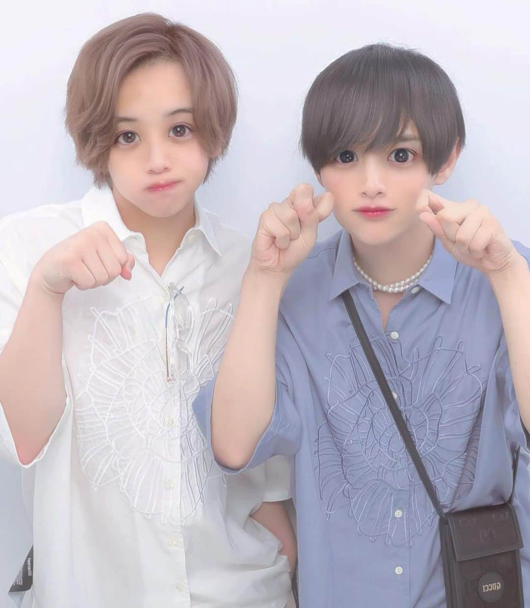 加藤勇也さんのインスタグラム写真 - (加藤勇也Instagram)「・ ・ ・昨日に引き続き投稿しますぅ🙃 ・ ・アチアチでバテそうな連休ですが ・僕はKAZ @cc_kaz_ くんとお揃いコーデ ・して満喫していました〜😉 #俺の方が大人っぽい  ・ ・先日他SNSで告知させて頂いた、２４時間テレビ ・「生徒が人生をやり直せる学校」の撮影が ・まだ続いています〜😉 ・自分が24時間テレビに出演するのがもう ・楽しみでしょうがありません😢 ・ ・頑張っていれているのは、 ・応援してくれている皆さんのおかげです😌 ・ ・是非放送お楽しみに✌️ ・ ・#かずゆや #ペルピンズ #加藤勇也 #ぷりんと倶楽部 #双子コーデ #休日の過ごし方 #生徒が人生をやり直せる学校」7月25日 17時46分 - jb_yuya_0630