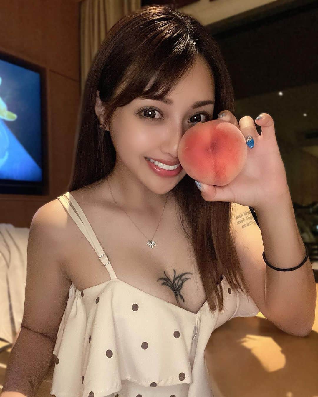 まゆさんのインスタグラム写真 - (まゆInstagram)「果物好きですねん #桃 #🍑」7月25日 17時59分 - mayumixx119