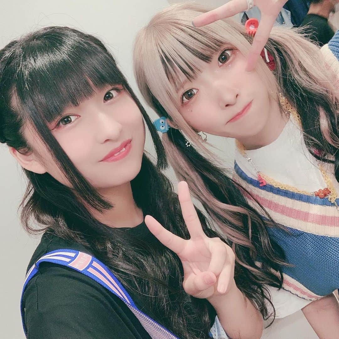 りりりのインスタグラム：「最高＆仲良し＆大好き♡  バケパめちゃくちゃ楽しかったな😳  バケ会もみんなも大好きや〜❤️‍🔥」