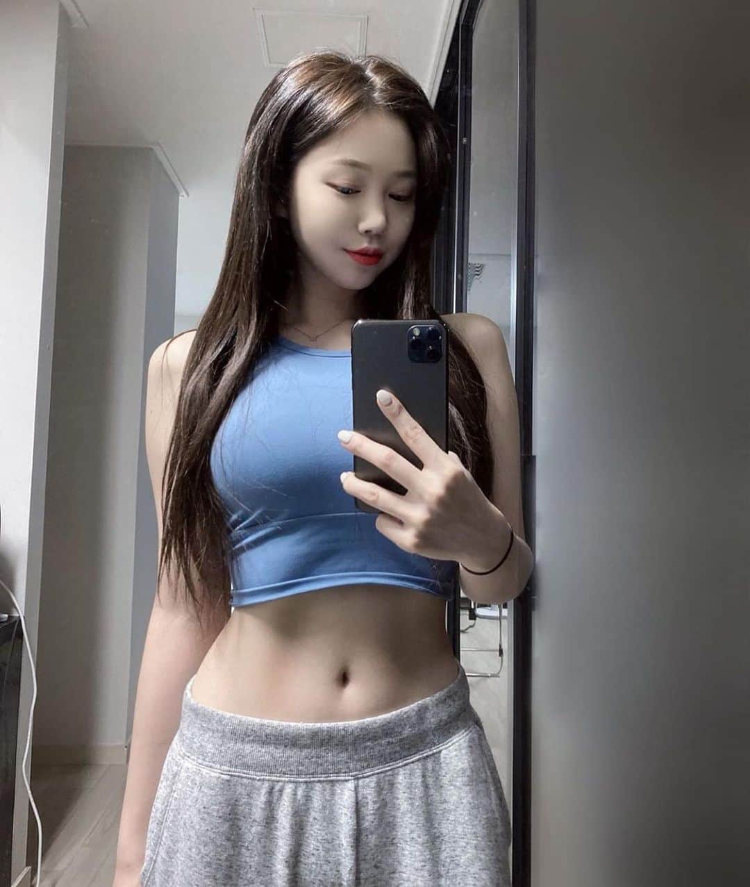 BodyON Koreaさんのインスタグラム写真 - (BodyON KoreaInstagram)「🔥생각과 삶이 멋진 #운동 피플들을 @바디온코리아는 항상 응원합니다!👏 | | @suxeon 👍😎💕 | | 💌자신 or 주변 지인 중에 짐패션 핫피플 계시면 DM 보내주세요 👍 | | #yogapractice #요가강사 #diet  #운동녀 #girl #selfie #홈트 #ootd #운동복 #셀피 #일상 #abs #instagood #브라탑 #healthy #헬스 #fitness #얼짱 #몸짱 #body #운스타그램 #바디스타그램 #yogagirl  #다이어터 #필라테스복 #pilatesinstructor #pilates #운동하는여자」7月25日 22時24分 - bodyonkorea