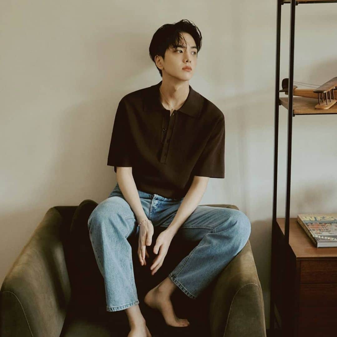 ヨンフンのインスタグラム：「#THEBOYZ #더보이즈 #YOUNGHOON #영훈」