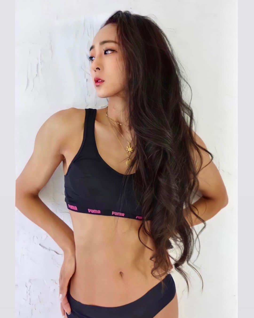 藤井明恵さんのインスタグラム写真 - (藤井明恵Instagram)「🥀🤍 @pumawomen  @pumajapan  . . #fitnessmodel #korean」7月26日 11時52分 - myunghae.k314
