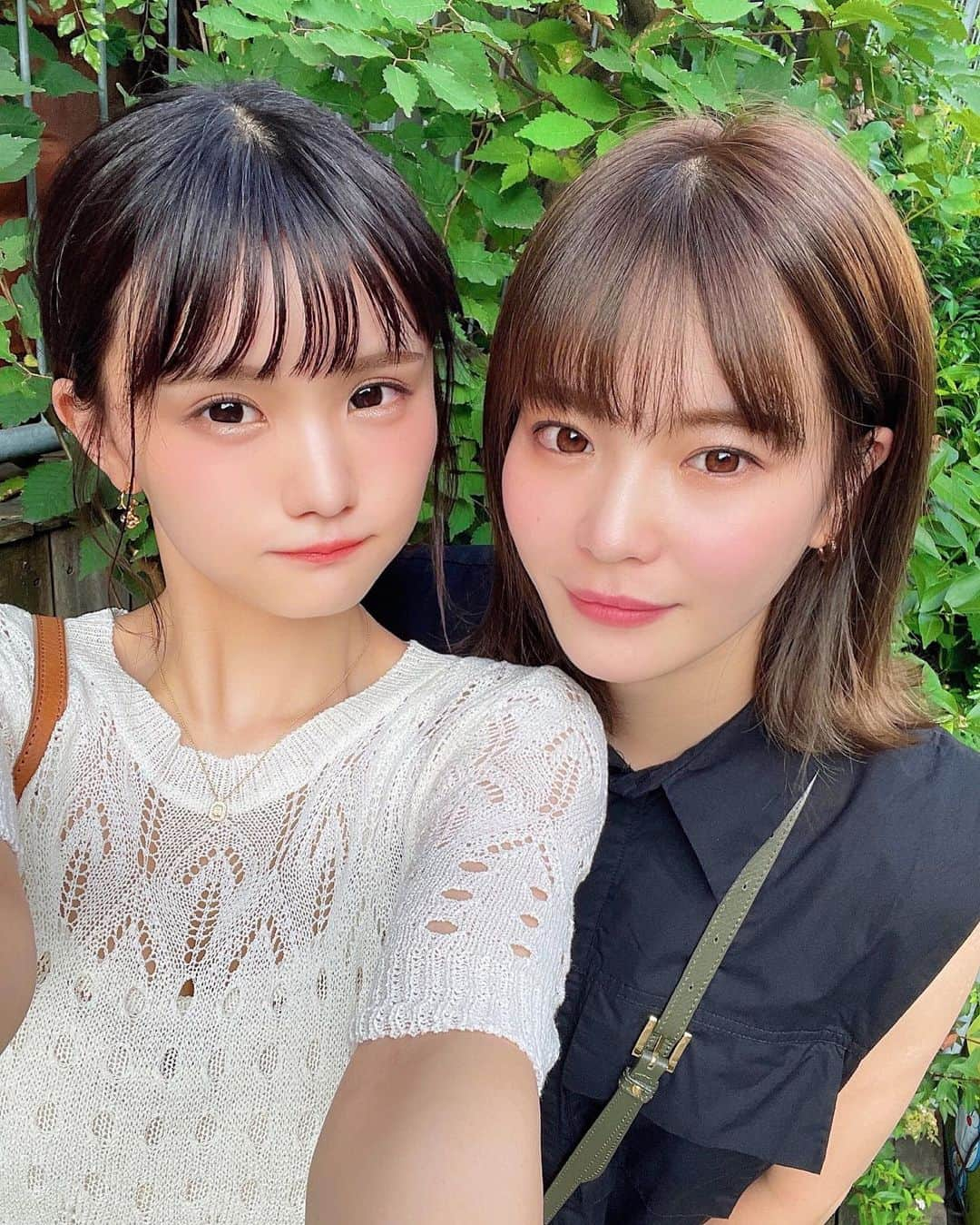 みもれもんさんのインスタグラム写真 - (みもれもんInstagram)「Hello~! I got my friend to coordinate my clothes 💓 I'm grown up 🤤  ・ こんにちは〜🍋🌳 私服の写真です📷三👗  友達がやってるサイトのワンピを 友達がコーディネートしてくれました コーデ⊂( ・ ̫・ )⊃三💡笑🤙✨ ちなみにbagと髪の巻き方も 教えてもらっていつもの自分と 全然違うからおきにいりです💓(´×`) どうでしょうかっ？？👀笑  🏷タグ付けしておくねっ!! @selectshop.siriusblue  @yuiyui_nstagram  ・ ・  #mimoremon #camera #Japan #fashion #japanese #2021 #みもれもん #インスタグラビア #ショートヘア #ボブ #黒髪 #黒髪ボブ#カメラ #日本女孩 #大人女子 #一个人生活 #日本女孩 #私服 #代官山カフェ」7月26日 12時40分 - mimore_mon0929