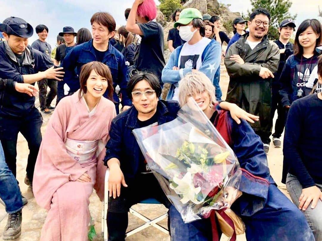 武井咲さんのインスタグラム写真 - (武井咲Instagram)「この写真持ってなかった！！！ 大友監督のTwitterから拝借。😂  #るろうに剣心最終章  まだ上映してくださっている映画館があるはずと。是非です☺︎」7月26日 16時45分 - emitakei_official