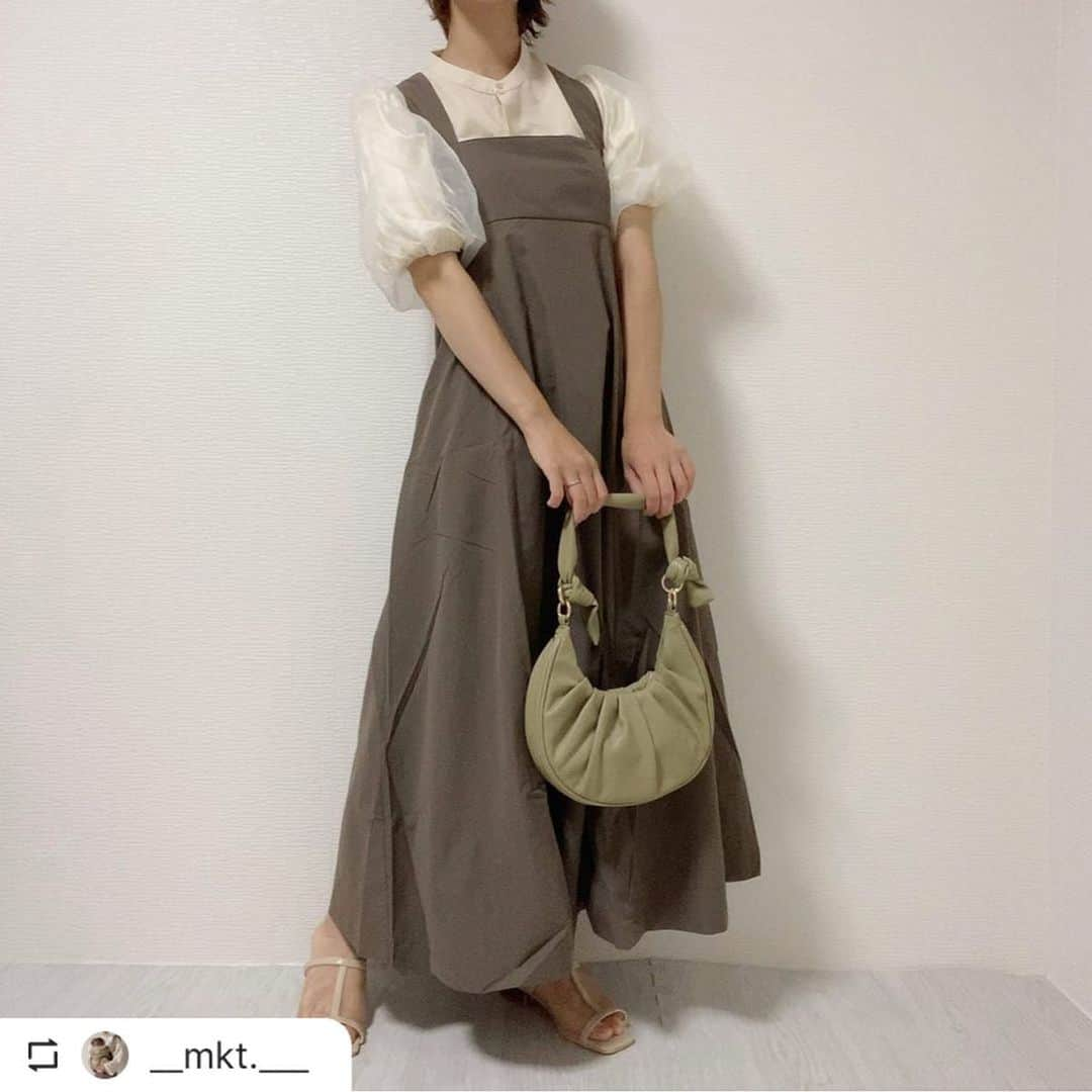 GRLさんのインスタグラム写真 - (GRLInstagram)「【👆画像をタップすると購入できるよ👆】 @__mkt.___ さん にGRL商品着用して頂いております💕 ありがとうございます✨ . @grl_official #グレイル #grl #プチプラ #ootd #fashion #プチプラコーデ #outfit #ファッション #可愛い #かわいい #コーデ #コーディネート #cute #大人カジュアル #カジュアルコーデ#GRL購入品#グレイル購入品#購入品 #プリーツパンツ #ジャンパースカート  #ショート丈トップス」7月26日 17時07分 - grl_official