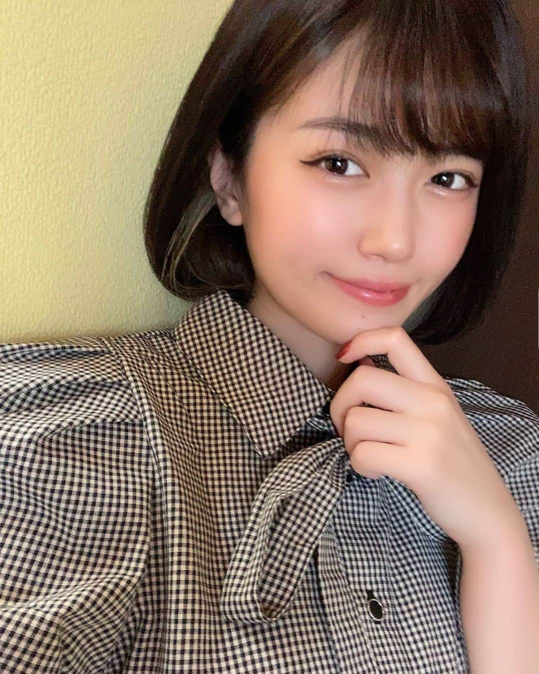 藤堂なえみさんのインスタグラム写真 - (藤堂なえみInstagram)「トップス神レベルで可愛い✨ 1499円🖤🤍  今日のオリンピックで わたしがガチ応援したのは、 スケボー女子ストリートで 13歳の西矢椛選手🇯🇵 笑顔が可愛くてタイプすぎて、 個人的には予選からずっと優勝して欲しいと 熱く応援📣してたら 優勝して叫んだ🥇🎉❤️‍🔥 激アツ❤️‍🔥  明日の朝は卓球選手🏓 脱力感ある丹羽孝希選手 出身北海道苫小牧って 私が育ったところのひとつ😳  #オリンピック #スケートボード女子 #スケボー #西矢椛選手 #スポーツ #卓球 #脱力系  #丹羽孝希選手 #苫小牧 #北海道 #道産子 #毎日早起き #アニメ好きな人と繋がりたい #アニメ #漫画 #ジブリ #カフェ好きな人と繋がりたい #ファッション #grl #grlコーデ #dholic #gu #プチプラコーデ #美男美女と繋がりたい #お洒落さんと繋がりたい #可愛い女の子  #夏服 #夏コーデ #なえみ服 #なえぴょん🐰」7月26日 21時03分 - naestagramdayo