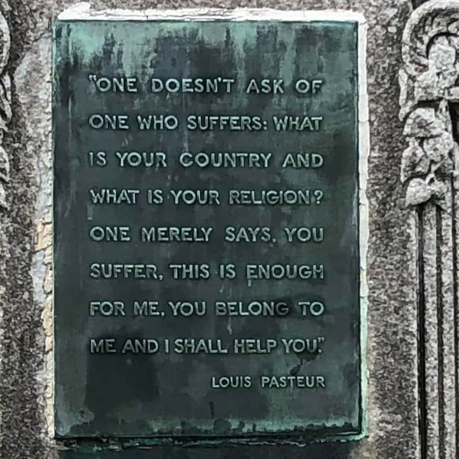 ウィリー・ガーソンさんのインスタグラム写真 - (ウィリー・ガーソンInstagram)「What's currently missing from way too many. This is the country we should be. Why some fight mightily against it is a mystery to me. Who raised these people?」7月26日 22時16分 - willie.garson