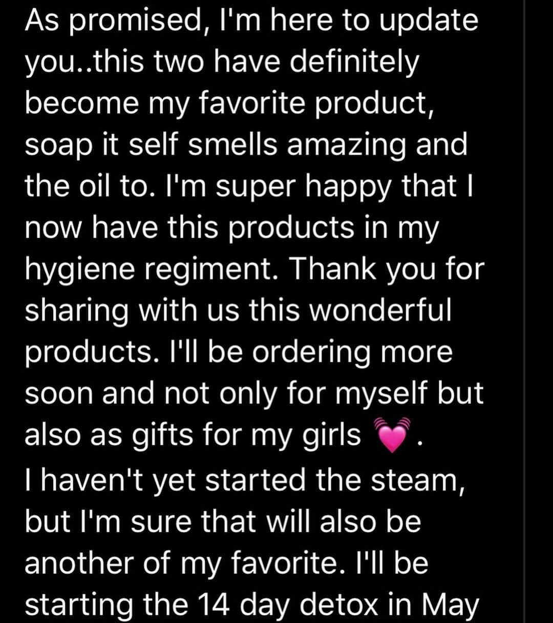 ニーナ・メルセデスさんのインスタグラム写真 - (ニーナ・メルセデスInstagram)「Say goodbye to ingrown hairs, PH imbalances that cause infections, odor after urinating and after sex. No more suffering from vaginal dryness. Finally an intimate area that is hydrated and soft to the touch.  Purchase my Luxury Vaginal Soap and the Vaginal oil on Apothecarybymariza.com link in my bio! Use my code 10OFF. I offer these in a bundle and separate.   👉🏽My Hand Poured Feminine bar is made with a triple butter base for maximum moisturizing. I also use organic apple cider vinegar to balance PH. This soap is packed with triple the antibacterial power it includes neem oil, tea tree oil, and neem oil to rid or prevent vaginal infections and bad rid bacteria. You can use this on your vaginal area anywhere that hair grows while in the shower. This is perfect for those who are sensitive and can’t use body soap on your vaginal area.  👉🏽The oil can be applied after a shower to your vaginal area. You apply it anywhere hair grows, keep it external and do not insert. When skin gets dry it ages faster causing a thick rough feeling with the skin wrinkling. Why do we hydrate our body and face but miss our private areas? When the vaginal skin is kept moist using the right oils it will stay soft and plump. This oil goes over and beyond delivering multiple benefits. My Yoni oil contains neem, which works to discourage bad bacteria, or tea tree oil, also a natural antibacterial as well as an anti-fungal, making it particularly effective against recurring yeast infections or bacterial vaginosis (BV).  My soap and oil are my best sellers! Get once for yourself and get another for a friend. These products are something every woman should be using! Try them you’ll thank me later 🥰  #yoni #yonisoap #yonioil #feminine #vaginalsoap #BV #vaginalsteaming #yonisteaming」7月27日 6時05分 - lifewithmariza