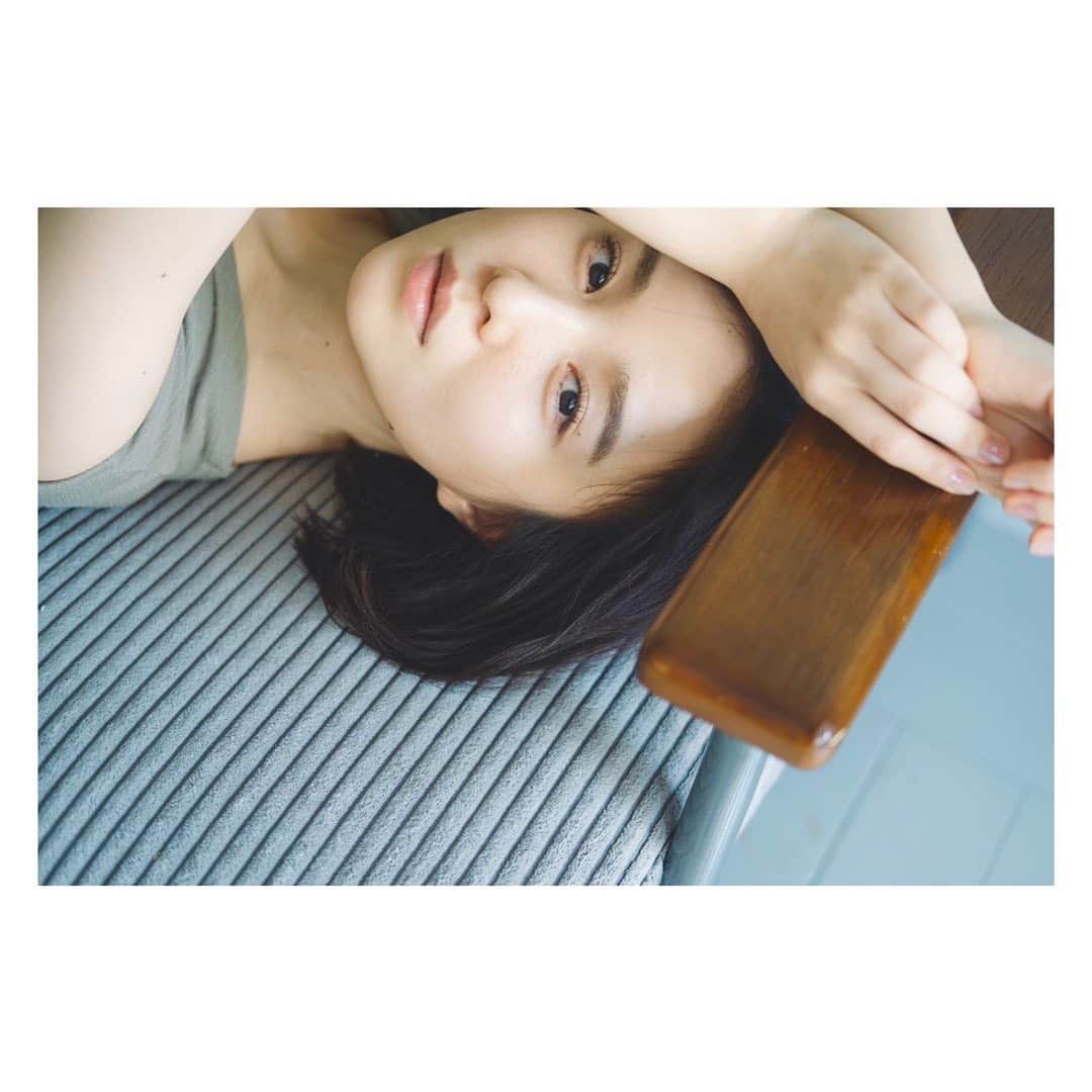 のインスタグラム：「暑いですね、、 おはようございます🌞 ⁡ ⁡ ⁡ ⁡ #作品撮り #ポートレート #ショートボブ #portrait #photography  #photo#model#actor」
