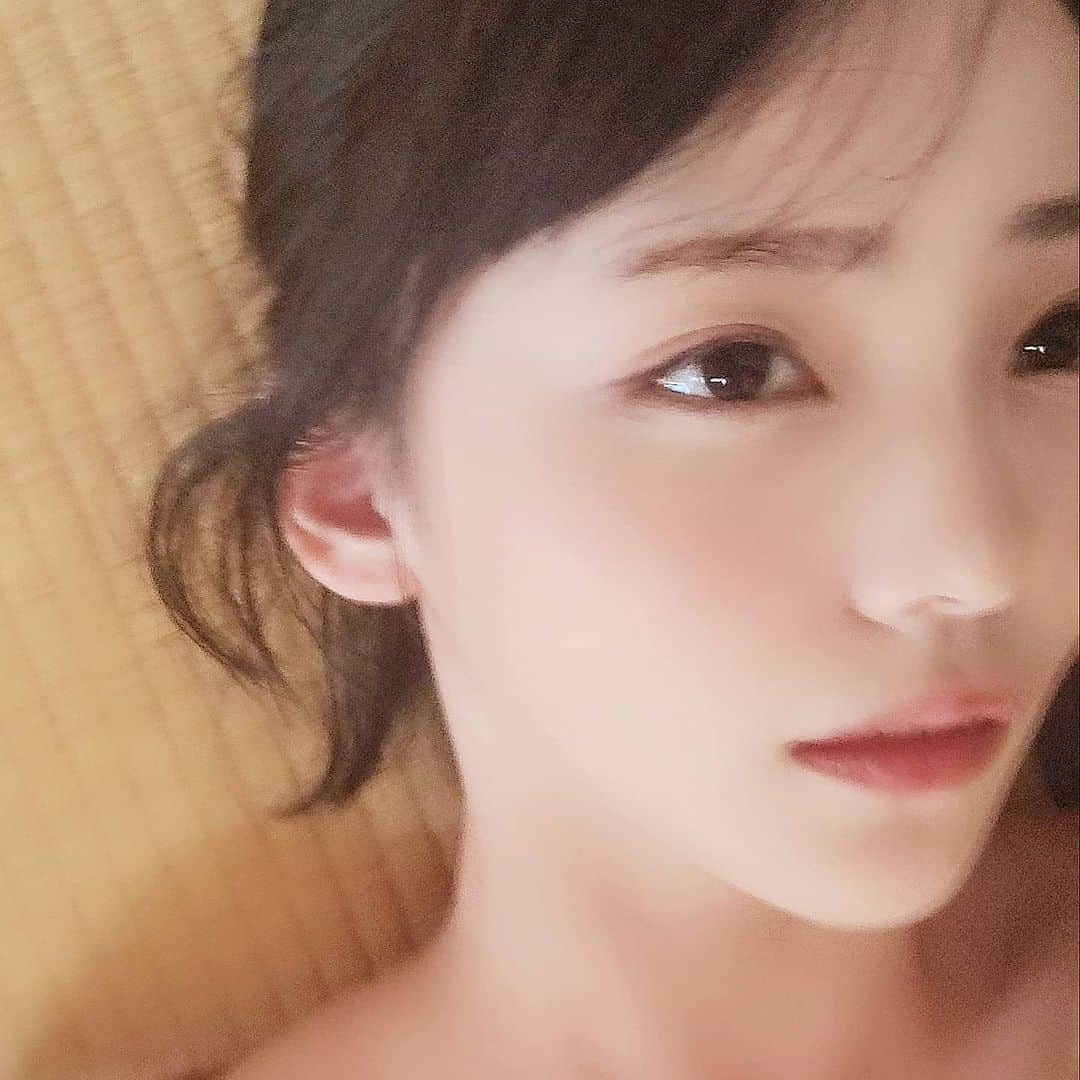 美ノ嶋めぐりのインスタグラム：「たたみ💗  #美ノ嶋めぐり #たたみ #気持ちいい」