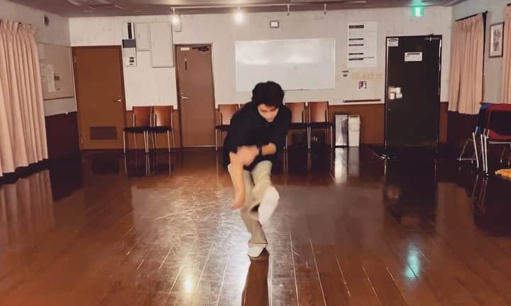 のインスタグラム：「またダンス動画載っけたいな🍂🍁」