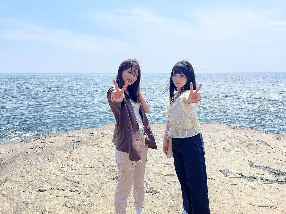 河瀬詩のインスタグラム：「・  えるちゃんとの江ノ島旅、 見てもらえましたか〜？🏝  ナナニジのYouTubeチャンネルから見られるので、 まだの方はぜひ🤍   #かなえるproject  #江ノ島  #海   #ナナニジ  #白沢かなえ  #河瀬詩」