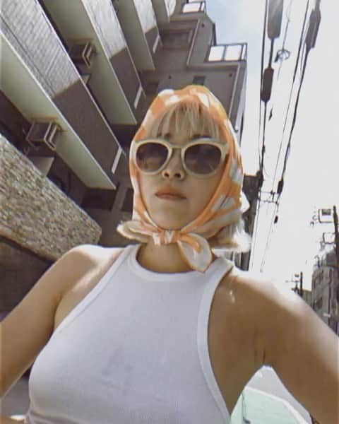 中里亜美のインスタグラム：「今日の病院行く格好🥲❤️‍🩹」