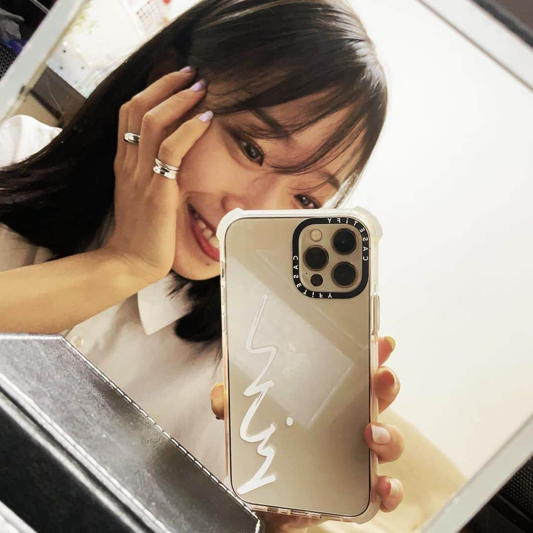 新田谷凜さんのインスタグラム写真 - (新田谷凜Instagram)「． ． ．  Thanks  @CASETiFY @CASETiFY_jp !!!!! iPhoneケースを頂きました‼︎ ． クリアのケースずっと欲しかったから嬉しい🥰 ． ． 自分の好きな文字も入れてて 種類もたっくさんあるので皆さんもぜひ😌‼︎ ． ． ．  #CASETiFY #ShowYourColors」8月21日 21時01分 - rin.nitaya