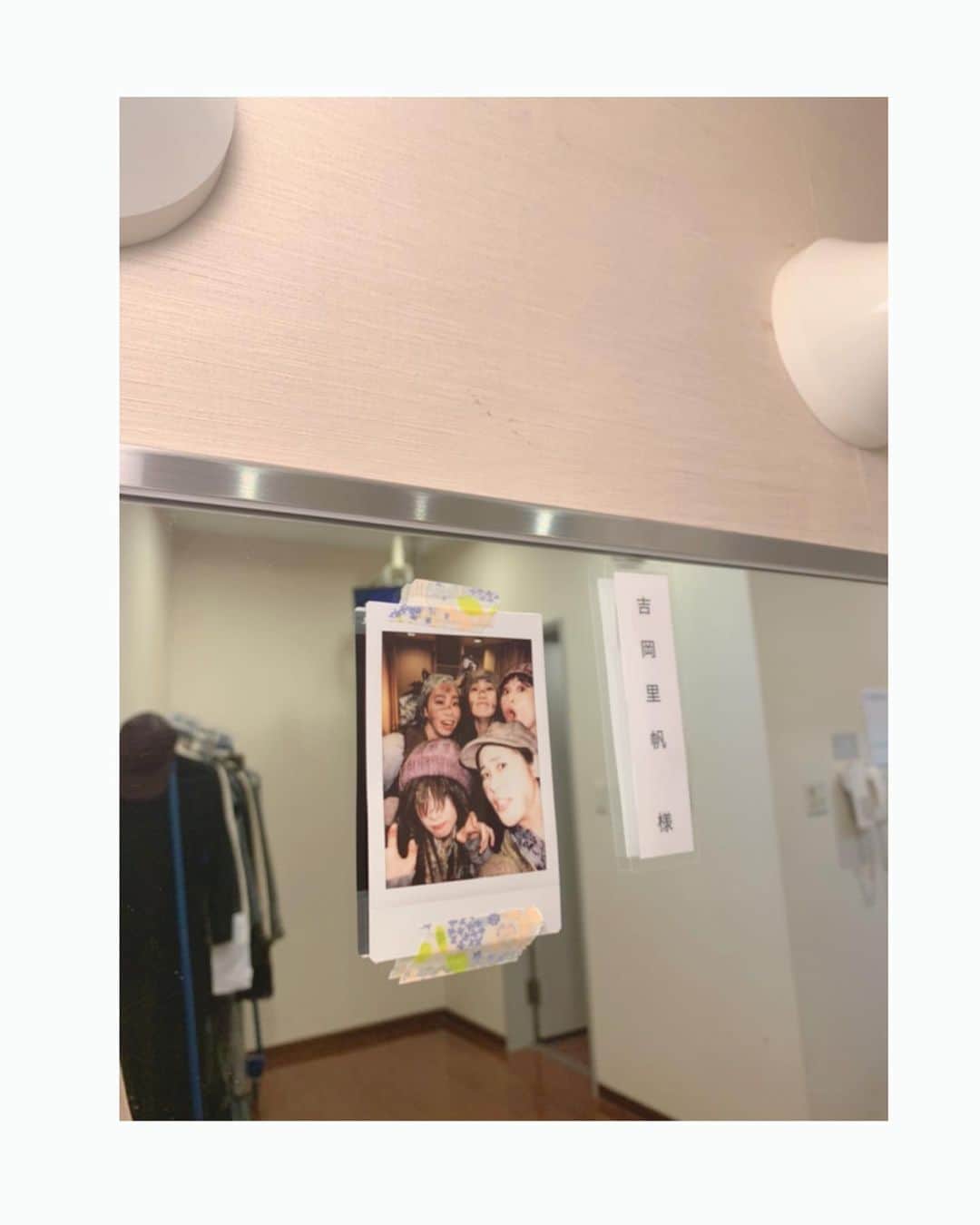 吉岡里帆さんのインスタグラム写真 - (吉岡里帆Instagram)「舞台のお守り…  無事に完走出来た時の女子楽屋の皆んな。  #舞台　#祈願」8月21日 23時56分 - riho_yoshioka