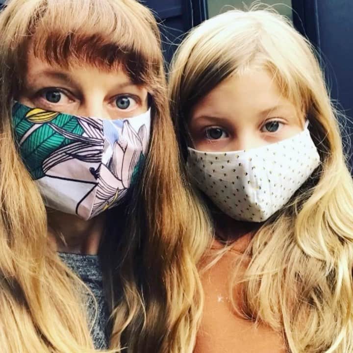 ミーガンパークのインスタグラム：「While we never expected to be making these again, we are happy to be using our fabric off cuts to make these soft children’s masks to keep our little ones safe, and our planet free of more disposable products. Shop our reusable children’s and adult face masks, made from 100% lightweight cotton via the link in our bio.」