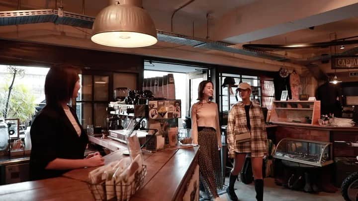 佐々木まゆのインスタグラム：「@hauntcoffeestand  @kazuki_cht  @captainshelm_tokyo  ☕️🧡」