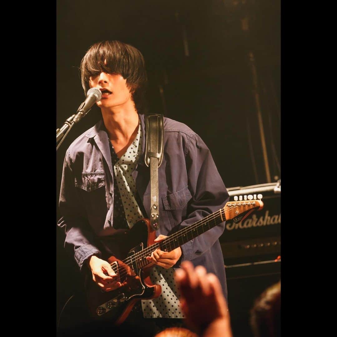 Ken Matsuzakiのインスタグラム：「昨日は代官山UNIT Live「HOPE」ありがとうございました もはや当たり前じゃないライブを開催出来た事がこの上なく幸せです 来てくれた人も来れなかった人も、応援してくれる皆いつもありがとう  @ambers_band_jp  最高なライブをありがとう アンコールで演った一緒に作った曲もいい出来になったね ギターソロハモリまくって楽しかった  Photo @sai_cho_823」
