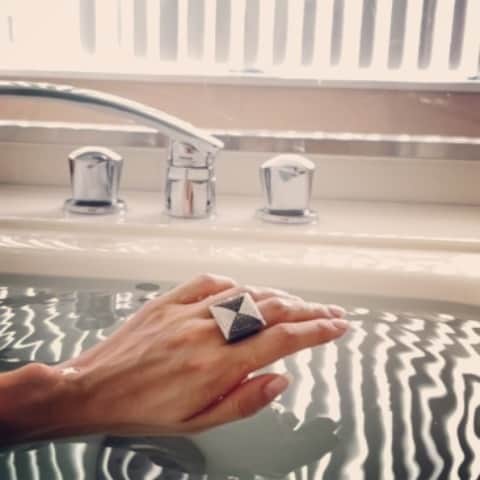 のインスタグラム：「🔊🎵🎶」