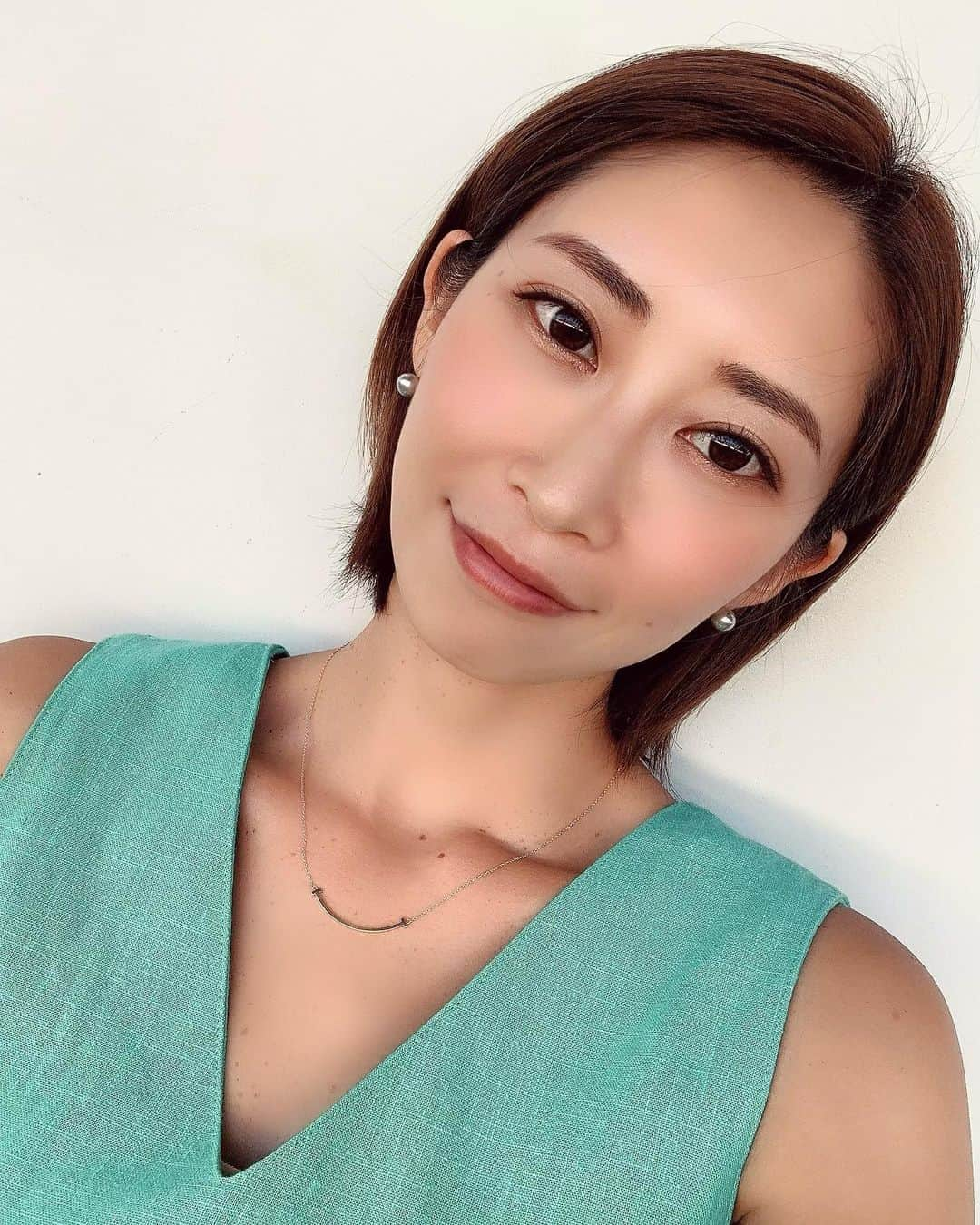 佐々木志織さんのインスタグラム写真 - (佐々木志織Instagram)「🌙 .  たまーにくるよく分からない考え事しちゃう周期 マンガ読んで📗アニメとお笑い観て📺 現実逃避しがち笑  .」8月23日 0時04分 - shiorio118