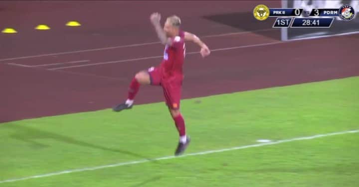 鈴木ブルーノのインスタグラム：「Second goal ⚽️」