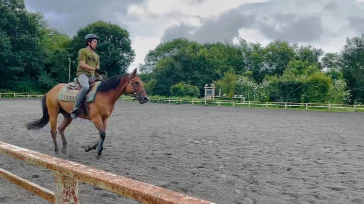 松藤和成のインスタグラム：「乗馬🐎  #乗馬」